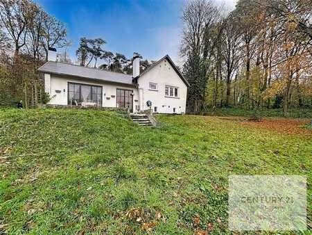 villa sur son terrain de 24 ares