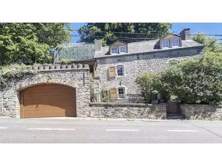 charmante maison 3 chambres avec terrasse et garage