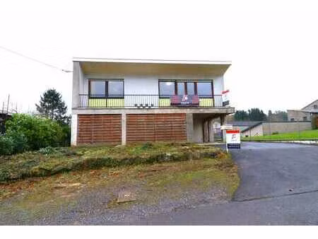 bungalow 4 façades idéalement situé à heusy
