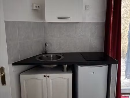 studio 1 pièce 25 m²