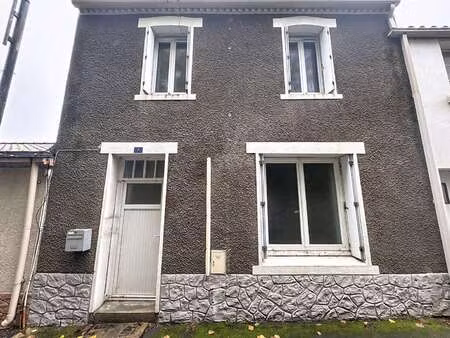 vente maison à la garnache (85710) : à vendre / 76m² la garnache