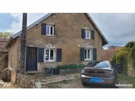 maison 4 pièces 148 m²