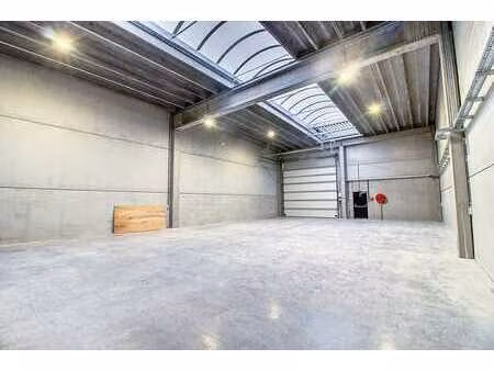 entrepot a louer 360 m2