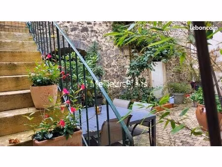 maison 5 pièces 145 m²