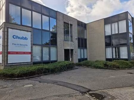 bureaux de 151m²
