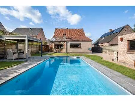 uitstekend gelegen en energiezuinige woning