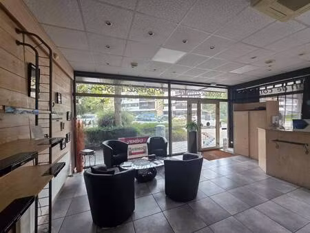 local commercial à vendre