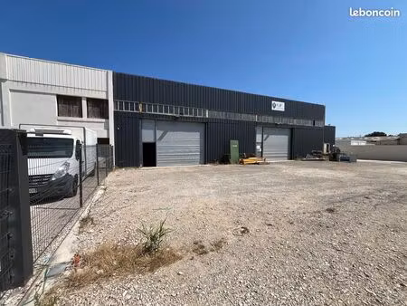 loue entrepôt 300 m² - la mède - chateauneuf les martigues