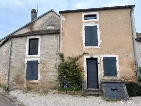 maison de village meublée 104 m² avec terrain clos st loup sur aujon