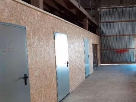 box grand volume accès 24h/24 vidéo surveillance