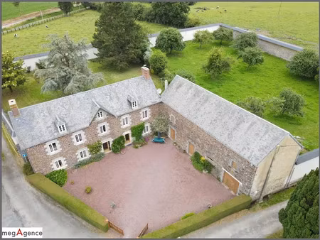 vente maison 7 pièces 230 m² à cérences (50510)  796 000 €