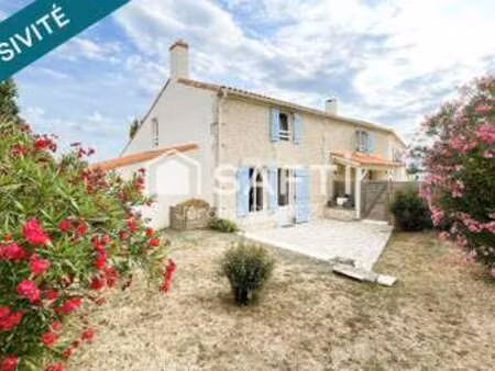 vente maison piscine à chasnais (85400) : à vendre piscine / 130m² chasnais