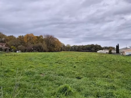 vente terrain 735 m² à gond-pontouvre (16160)  65 000 €