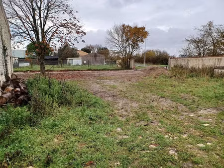 vente terrain 357 m² à vérines (17540)  71 600 €