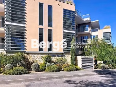 prestigieux bureau de 236 m2 en location - biot  france