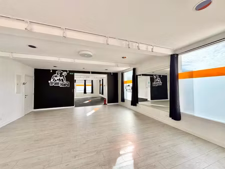 vente locaux professionnels 99 m² à ascain (64310)  214 000 €