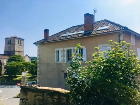 vente immeuble à confolens (16500)  108 600 €