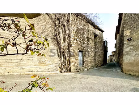 remise à rénover à proximité du village de vézénobres