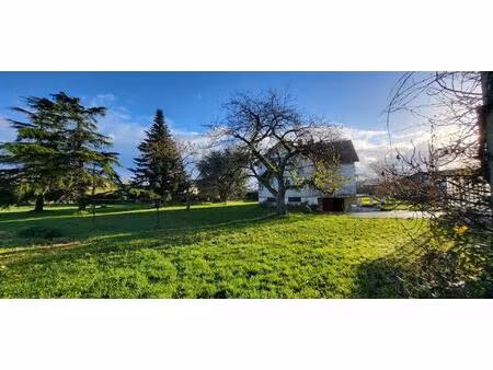 belle maison  3 chambres  possible 1 5 ha