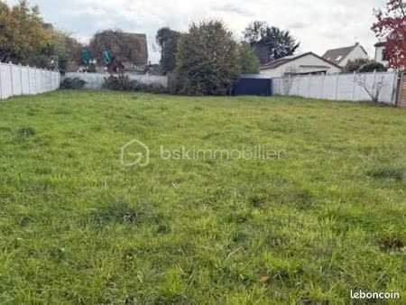 terrain 830 m² fontenay les briis