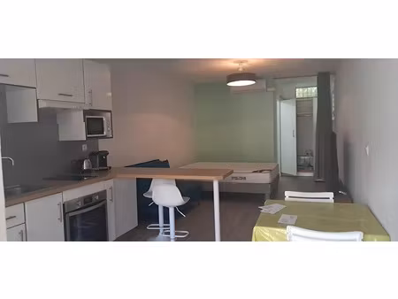 location meublée appartement 1 pièce 30 m² à le gosier (97190)  750 €