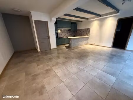 appartement t3 en rez-de-chaussée avec jardin – verdalle (4 km du centre)