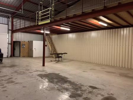 location locaux professionnels 150 m² à meursault (21190)  900 €