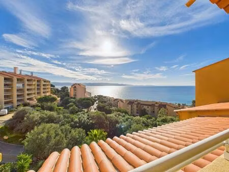 f2 a vendre santa lina