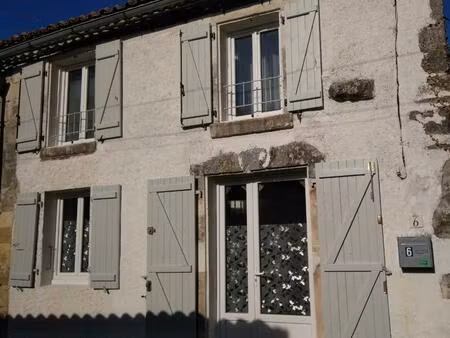 vente charmante maison en pierre – idéale premier achat ou pied-à-terre