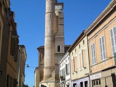 maison a louer l isle-jourdain