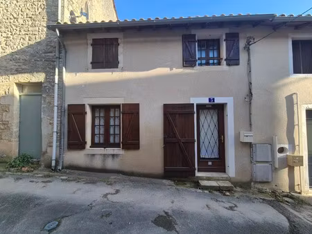 vente maison de ville – idéale investissement locatif – ruffec