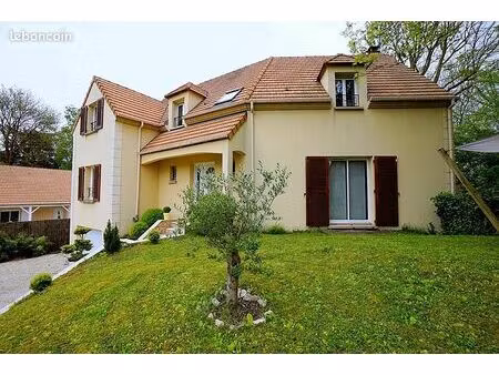juziers 449000 maison atypique 2007 165m² terrain900m² gare 700mm