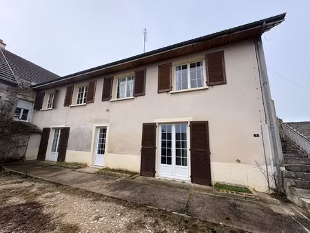 maison de 5 pièces avec grange