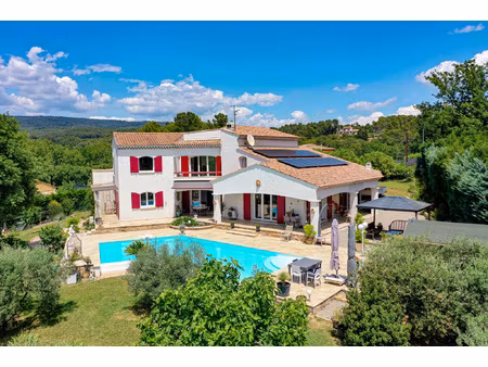 magnifique villa 5 pieces 210m2 sur terrain de 4000m2 avec p