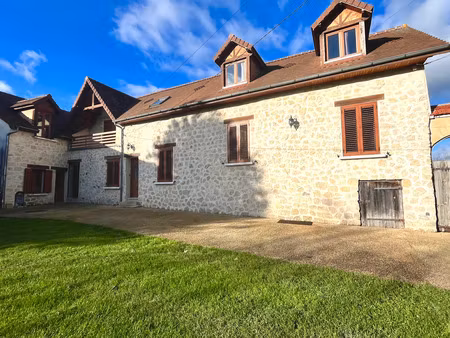 maison familiale- 230m²- fresnoy-en-thelle - proche chambly et gare