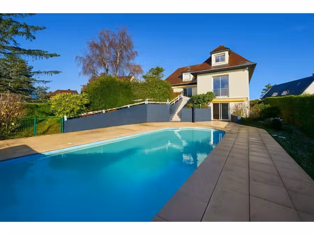 maison darois 9 pièces 344.78 m²