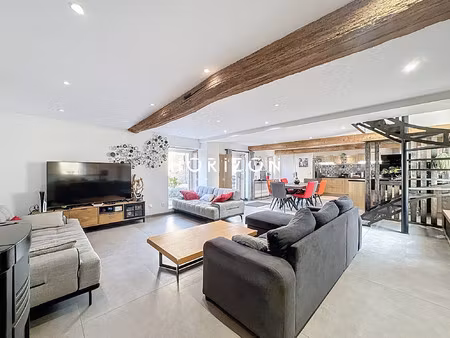 st. didier superchargedhal: corps de ferme rénové