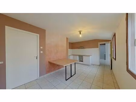 location maison 5 pièces 186m² neuville de poitou 86170