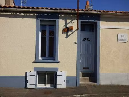 location maison aux sables-d'olonne (85100) : à louer / 51m² les sables-d'olonne