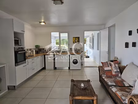 lumineux t3 meublé pointe jacob eau  électricité et internet