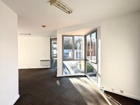 location bureaux 34 m²