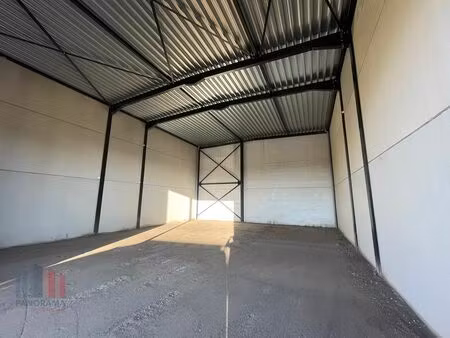 surface industrielle à louer à kwadestraat 113 roeselare (rbu84589)