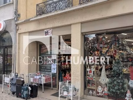local commercial de 157m² - centre-ville