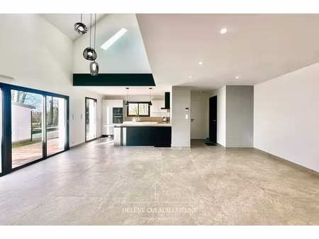 maison contemporaine - 130 m² - locqueltas