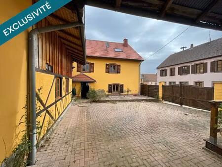 jolie propriété avec cour intérieur.