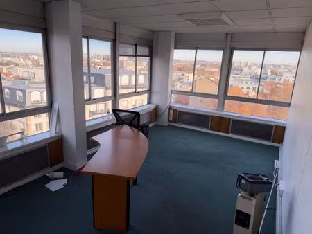 bureaux 8eme étage rueil malmaison a vendre