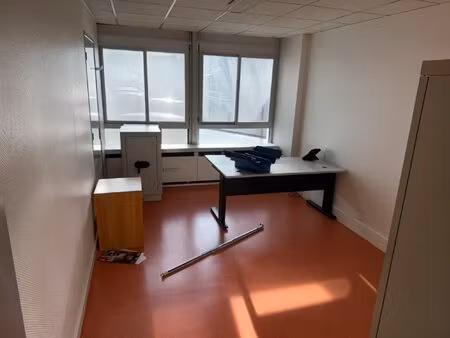 bureaux rdc rueil malmaison a vendre