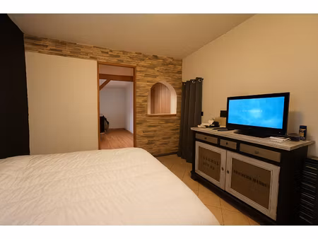 appartement bornel 2 pièces- 35.93 m² - proche gare et commerces