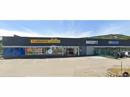 terrain et bureau a louer