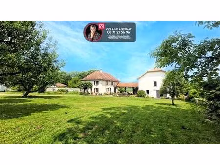 maison de 13 pièces de luxe en vente à chimilin  france